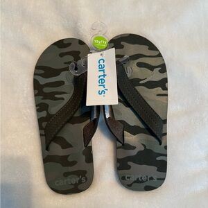 💚 Carters Camo Flip Flops